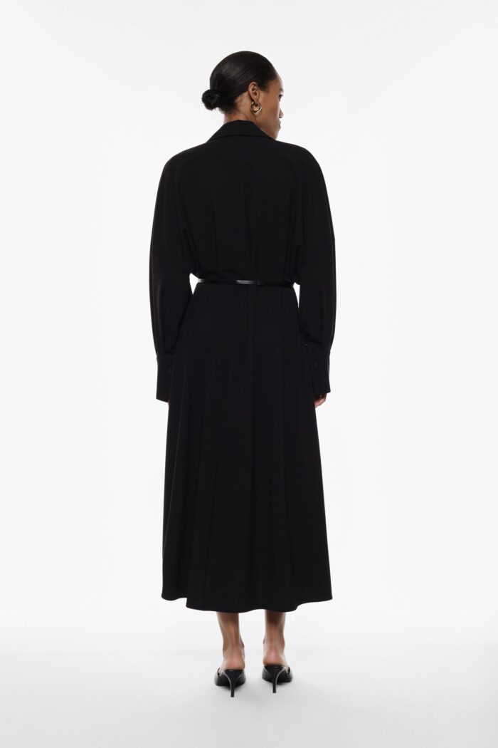 VESTIDO CAMSIEIRO PRETO COM CINTO IMPERIAL - Image 6