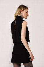 TOP PRETO SEM MANGAS COM APLIQUES BRILHANTES DIXIE - Imagen 3