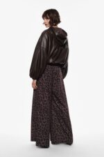 CALÇA ANIMAL PRINT COM PREGAS E CINTO IMPERIAL - Image 4