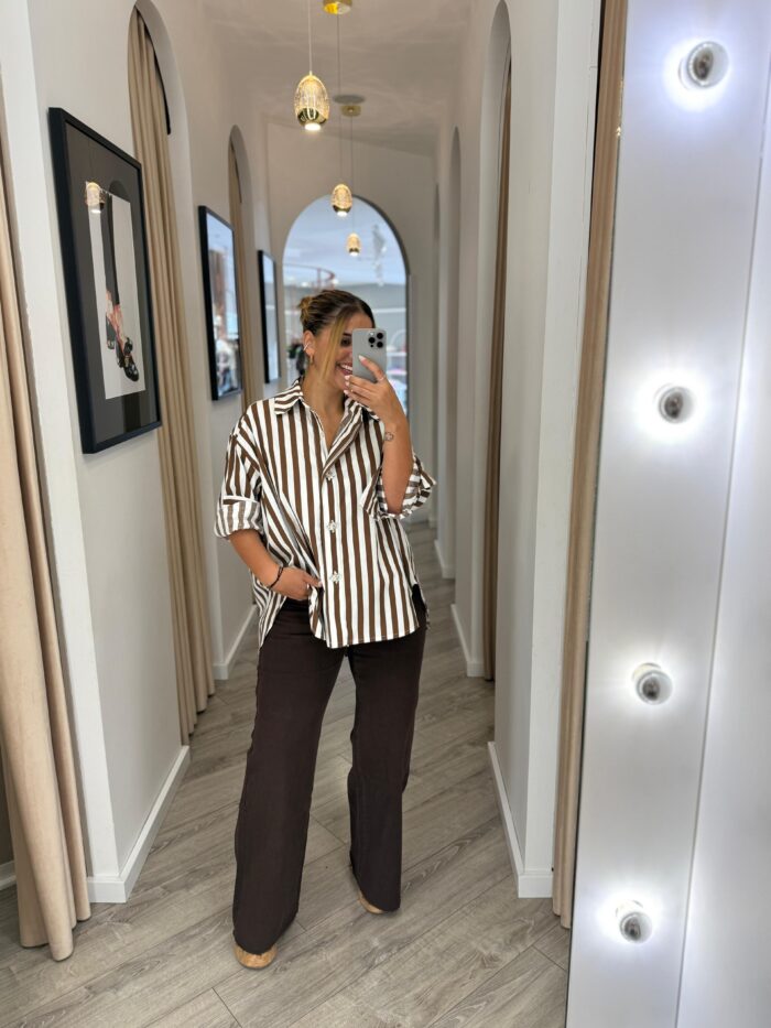 CAMISA LISTRADA CASTANHA PONTO CHIC - Imagen 2