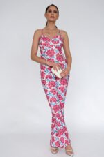 MACACÃO COM ESTAMPA FLORAL MULTICOLOR FERRACHE
