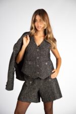 COLETE TWEED EM PRETO SILVINA CANPOS