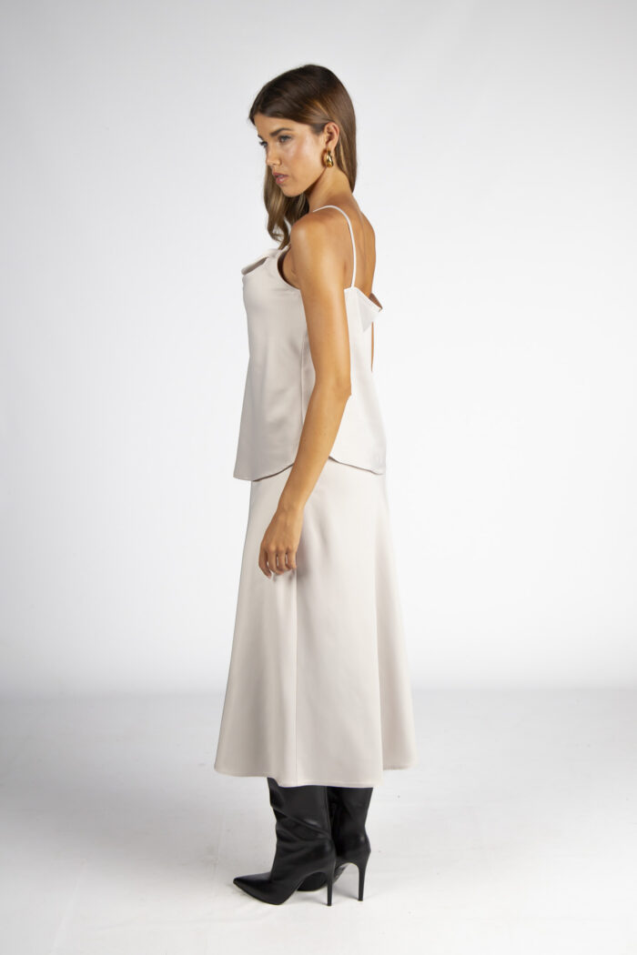 TOP CREME ACETINADO SILVINA CAMPOS - Image 3