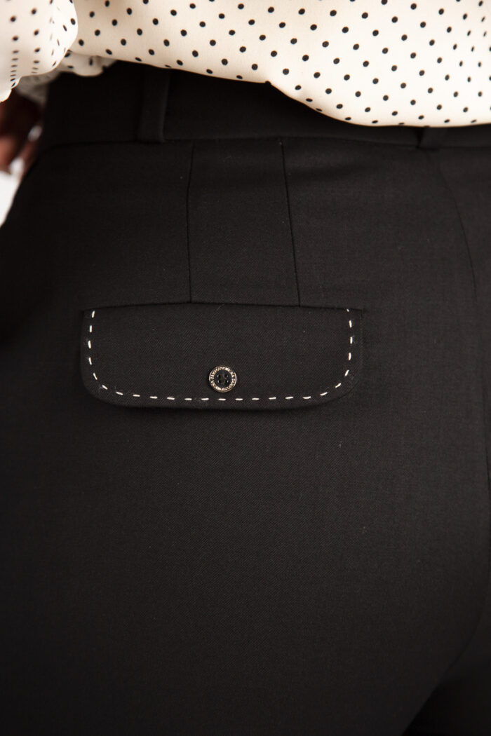 BLAZER PRETO COM DETALHE DE COSTURA SILVINA CAMPOS - Image 9