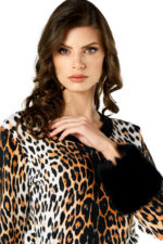CAMISOLA ANIMAL PRINT COM PÊLO NO SECRETS