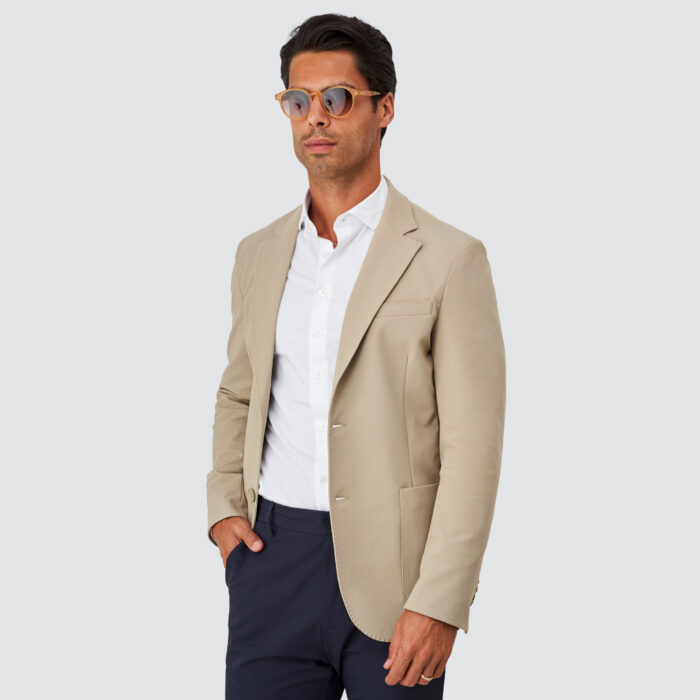 BLAZER TÉCNICO COM CAPUZ BEGE ZOLLF - Image 6
