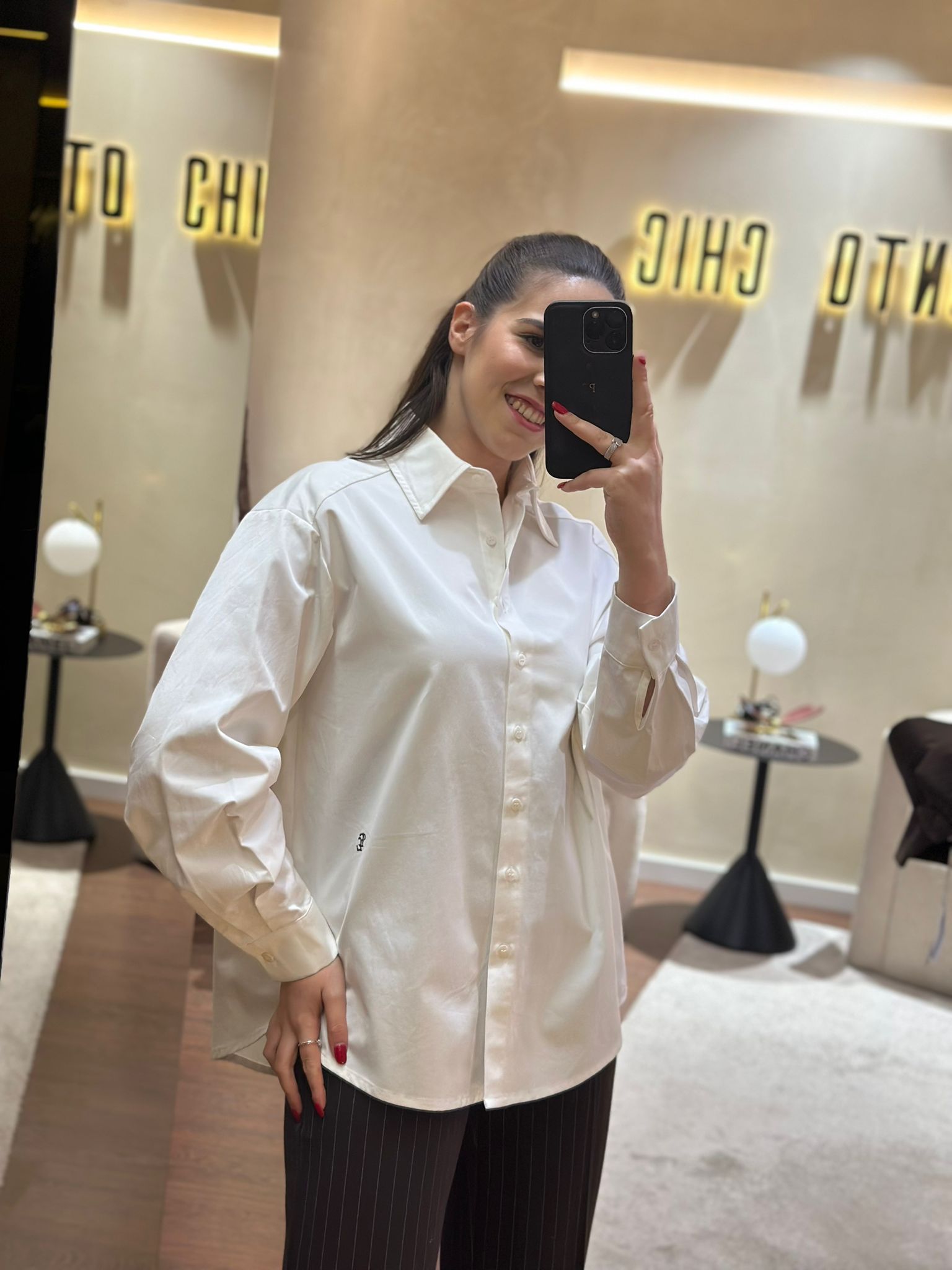 30c7a7f0-8ab1-4b72-8158-f7cc8acc1ea7 (1) CAMISA BRANCA CLÁSSICA ELEH - Image 4