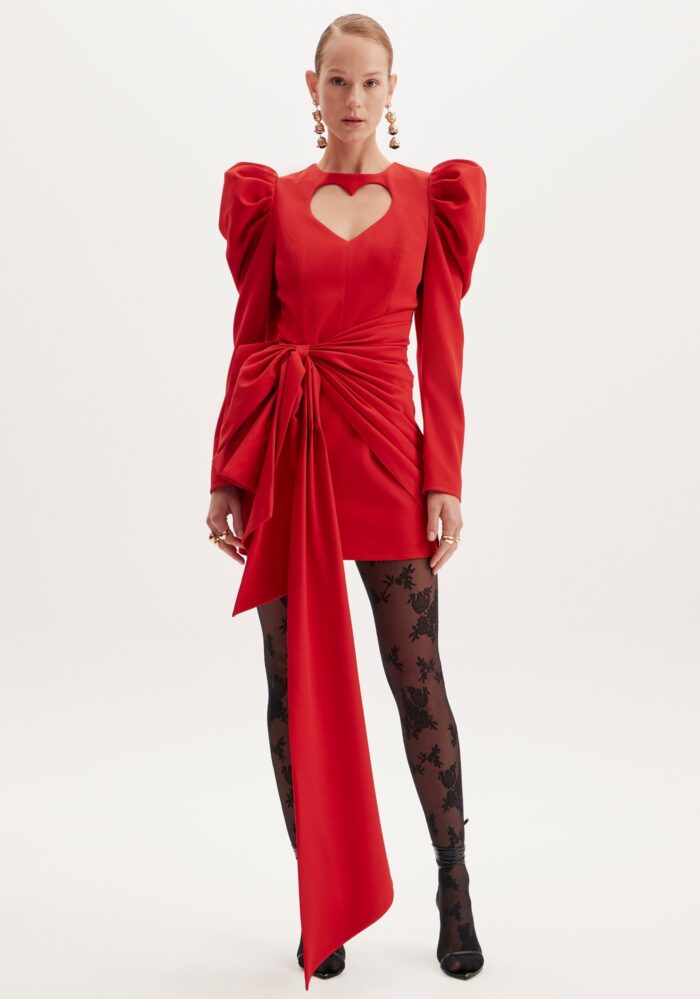 VESTIDO CURTO VERMELHO RECORTE CORAÇÃO LANÇA PERFUME - Imagen 6
