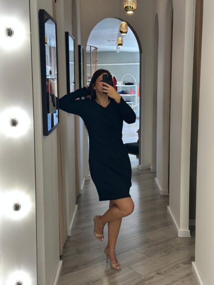VESTIDO CANELADO PRETO LOGO BORDADO LANÇA PERFUME