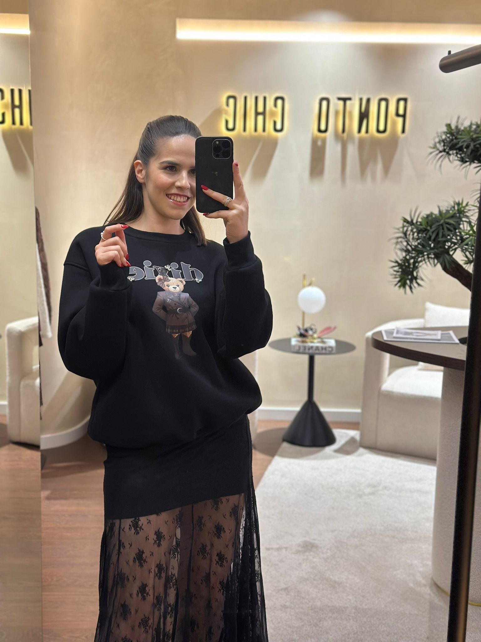 6e280f10-797a-4de6-8c73-8e77420c2cb2 SWEAT PRETA URSO COM APLICAÇÕES DIXIE - Image 4