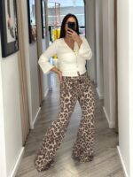 CARDIGAN TEXTURIZADO COM BOTÕES DOURADOS PONTO CHIC