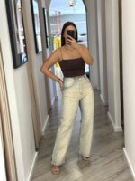 CALÇA DE GANGA  COM TACHAS DOURADAS LANÇA PERFUME - Image 2