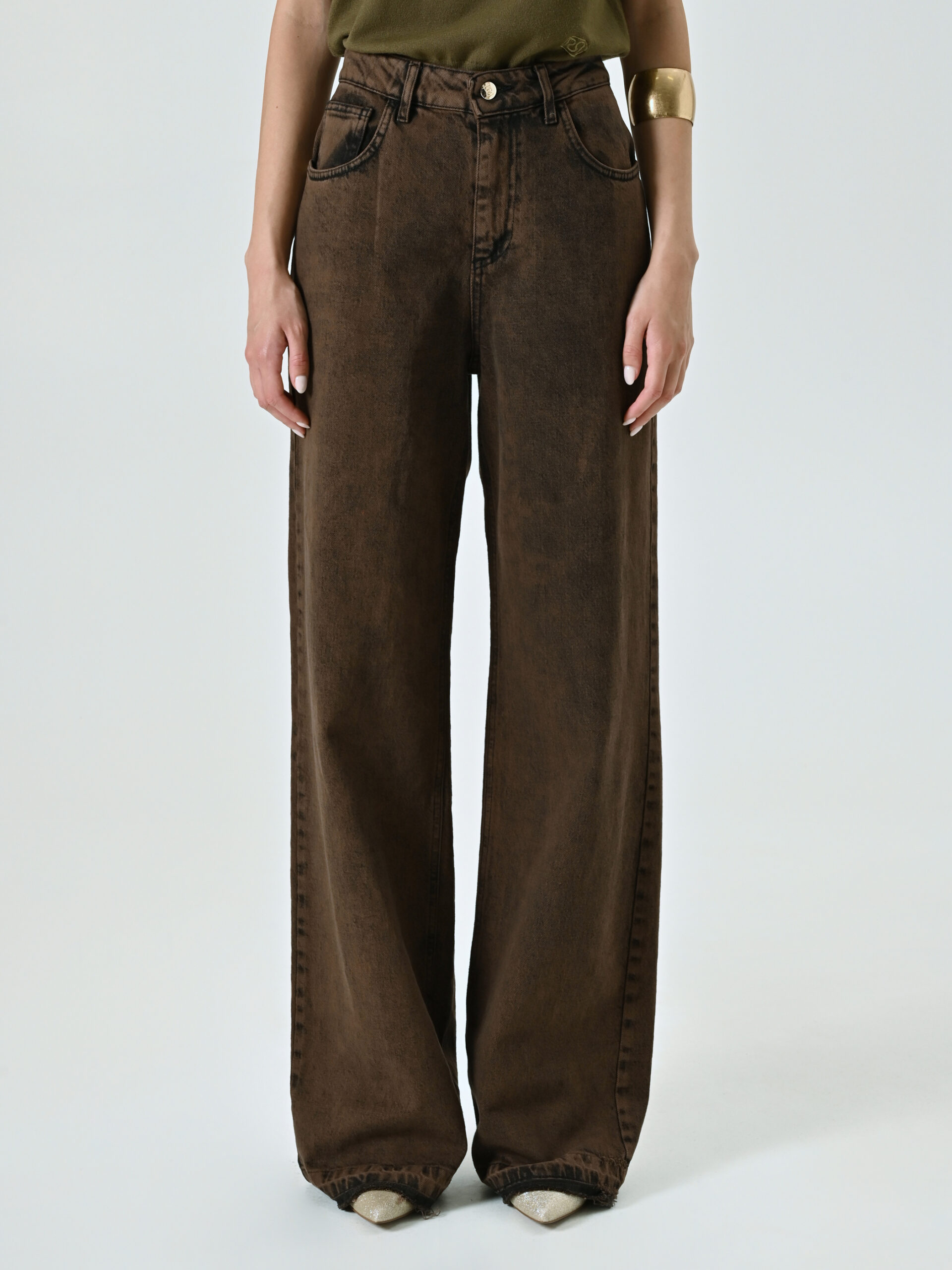 CFC0125133003B401_det_2_07020230 CALÇAS STRAIGHT CASTANHAS RINASCIMENTO - Image 1