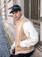 CASACO BOMBER BEGE VARSITY GIANNI KAVANAGH