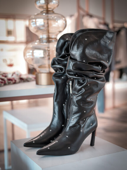 BOTA  ALTA SLOUCH CATHERINE LANÇA PERFUME