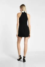 VESTIDO PRETO CURTO COM GOLA BRANCA IMPERIAL - Image 2