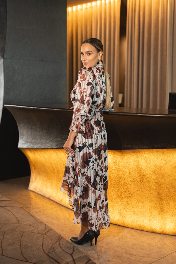 VESTIDO COM PADRÃO ANIMAL PRINT EM LUREX MISS YOU - Image 3