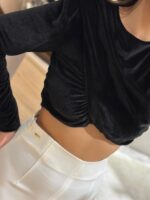 TOP PRETO EM VELUDO SAHOCO - Image 4