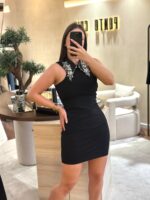 VESTIDO PRETO GOLA AMOVIVEL COM APLICAÇÕES DIXIE - Image 3