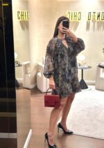 VESTIDO ESTAMPADO COM TRANSPARÊNCIAS SAHOCO - Image 2