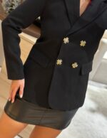 BLAZER PRETO DE BOTÕES DUPLOS DOURADOS PONTO CHIC - Image 5
