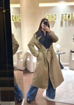 TRENCH BEGE COM GOLA CONTRASTANTE PRETA ELEH