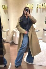 TRENCH BEGE COM GOLA CONTRASTANTE PRETA ELEH - Image 2