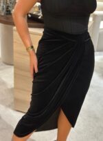 SAIA AVELUDADA PRETA RINASCIMENTO - Image 3