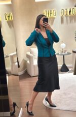 CASACO CURTO VERDE COM PERFIL PRETO RINASCIMENTO