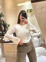 CAMISOLA BRANCA EM MALHA RENDADA PONTO CHIC