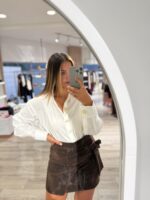 SAIA CURTA CASTANHA COM LAÇO RINASCIMENTO
