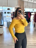 CAMISOLA AMARELA DECOTE BARCO PONTO CHIC