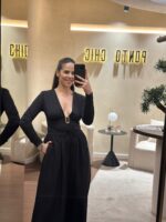 BODY PRETO COM DETALHE DOURADO DE CINTO PONTO CHIC