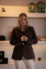 BLAZER CASTANHO COM BOTÕES DOURADOS PONTO CHIC