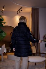 CASACO ACOLCHOADO PRETO COM DETALHE NAS MANGAS GAELLE PARIS - Image 5