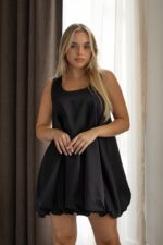 VESTIDO PRETO FLUÍDO ELEH