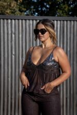 TOP CASTANHO EM TULE COM BORDADO DE LANTEJOULAS PONTO CHIC - Image 2