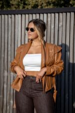 CASACO EM PELE SINTÉTICA CASTANHO COM CORDÕES PONTO CHIC - Image 5