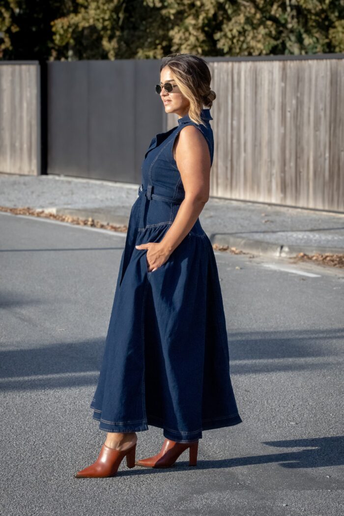 VESTIDO CAMISEIRO SEM MANGAS EM DENIM PONTO CHIC - Image 2