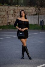 BODY PRETO COM PORMENOR NO PEITO PONTO CHIC - Image 2