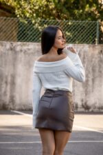 SAIA CASTANHA EFEITO PELE COM BOLSOS ESTILIZADOS PONTO CHIC - Image 3