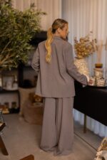 CALÇAS CINZA COM CINTURA EXCLUSIVA IMPERIAL - Image 4