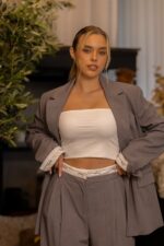 CALÇAS CINZA COM CINTURA EXCLUSIVA IMPERIAL - Image 2