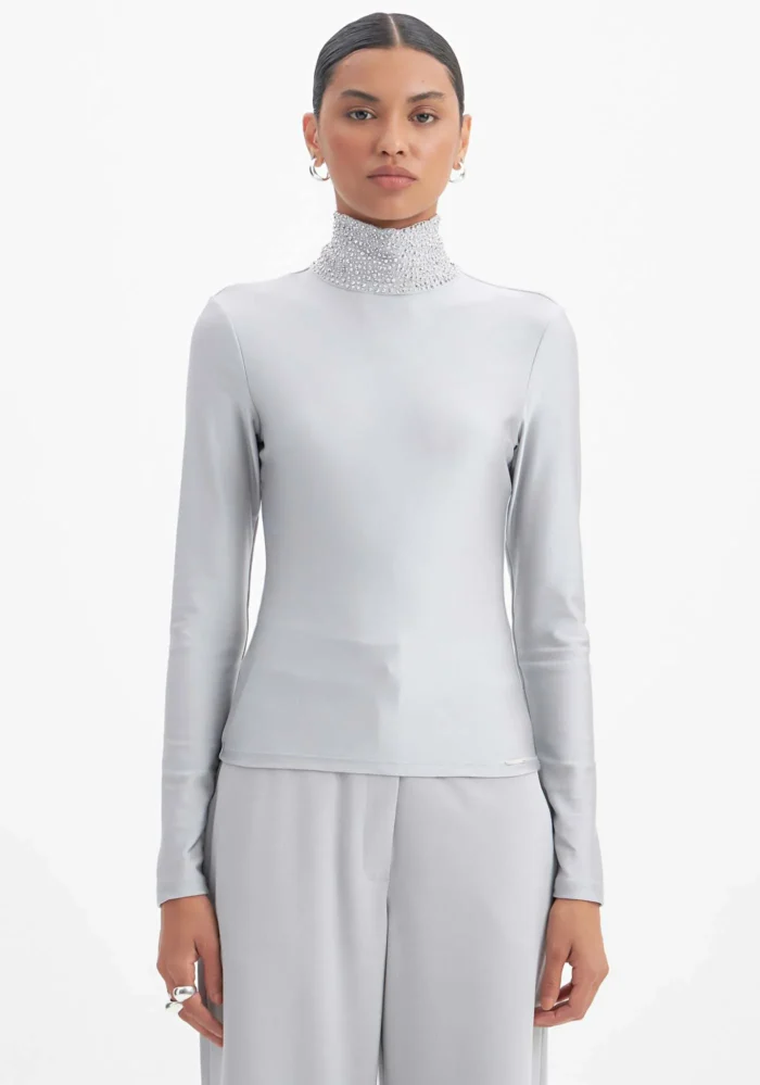 CAMISOLA GOLA ALTA COM BRILHO LANÇA PERFUME - Image 1