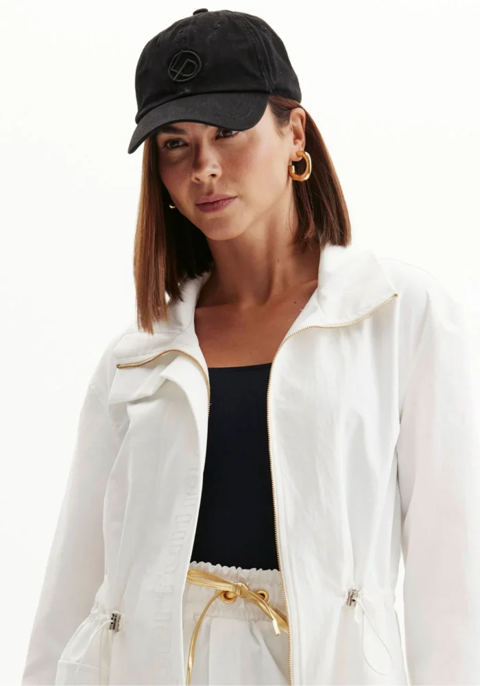 PARKA ALONGADA BRANCA COM ESTAMPA LOCAL LANÇA PERFUME - Image 4
