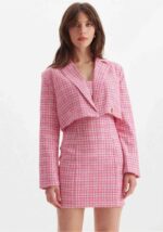 BLAZER CURTO XADREZ ROSA LANÇA PERFUME