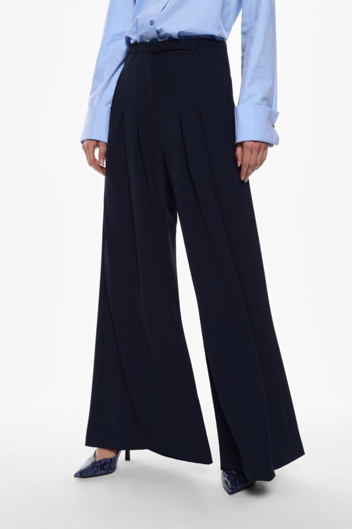 CALÇAS PANTALONAS COM PREGAS AZUIS IMPERIAL - Image 1