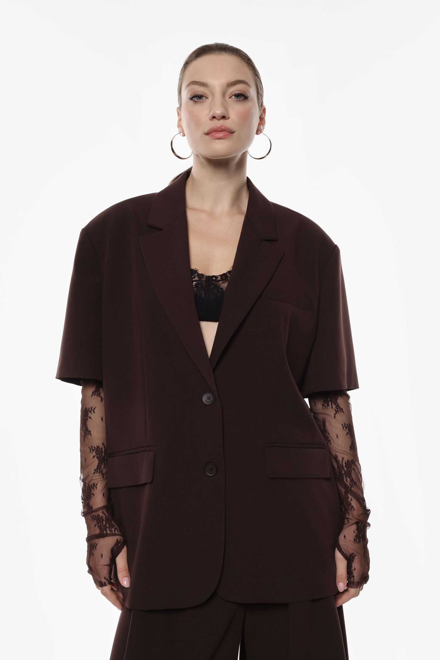 01880_JBF5KIC_IF BLAZER CASTANHO COM MANGAS DE RENDA IMPERIAL - Image 1