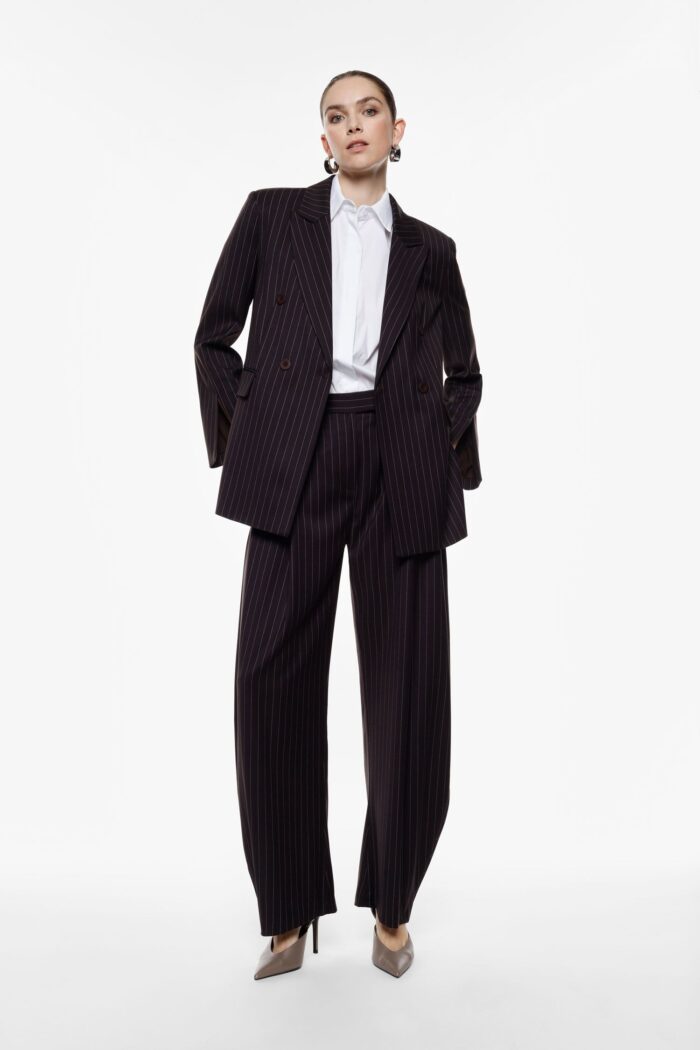 CALÇA CASTANHO ESCURO COM RISCA DIPLOMÁTICA IMPERIAL - Image 1