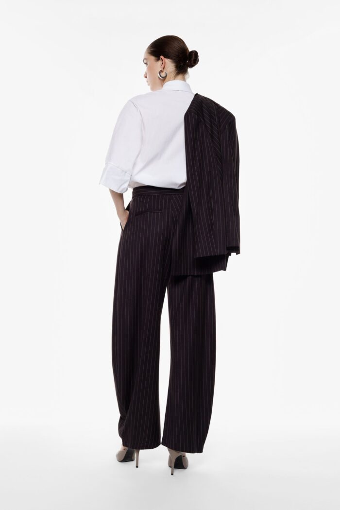 CALÇA CASTANHO ESCURO COM RISCA DIPLOMÁTICA IMPERIAL - Image 4